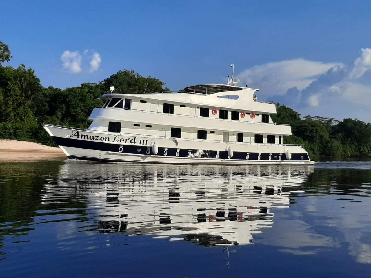 BARCO AMAZON LORD III